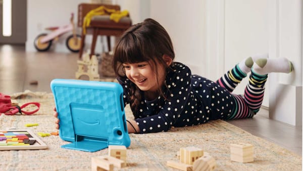 Girl using tab - AI Tools for Kids
